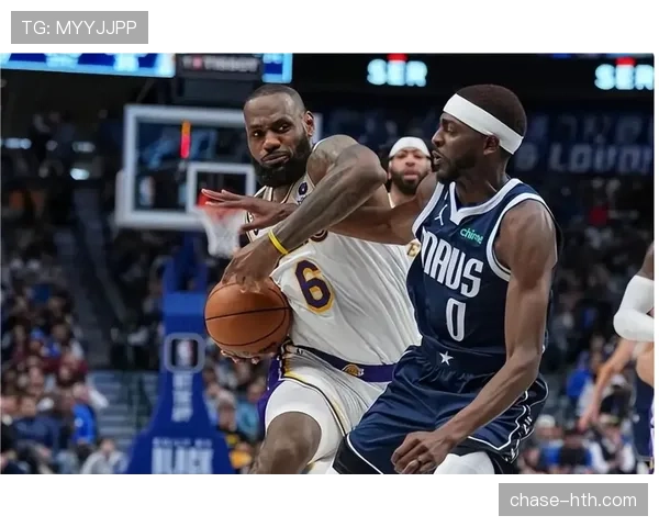 戴维斯位置分析助力球队战术升级 新赛季表现值得期待