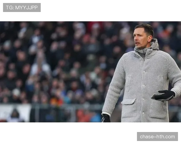 法兰克福主帅战术风格解析：注重高位逼抢与快速转换