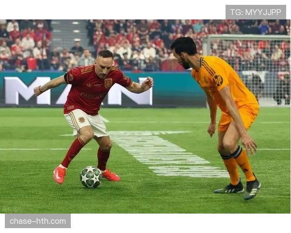 拜仁中场控节奏问题显现,近期比赛表现波动对球队整体稳定性面临考验 拜仁中场控节奏问题显现,近期比赛表现波动对球队整体稳定性面临考验